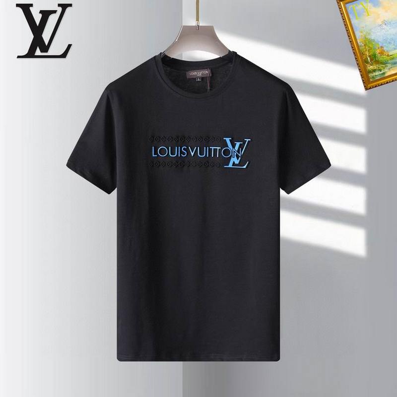 Louis Vuitton Men's T-shirts 19